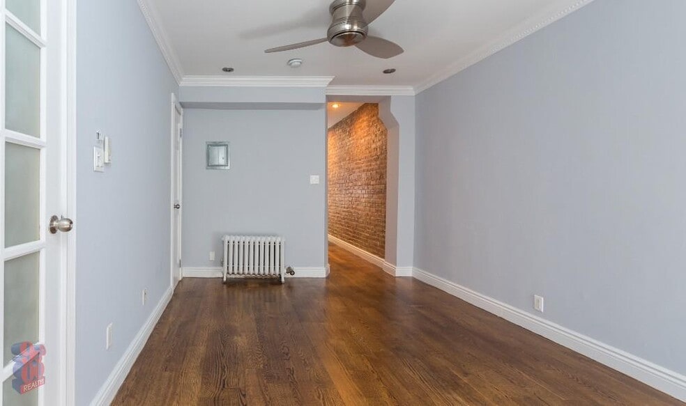 Building Photo - 229 1st Ave