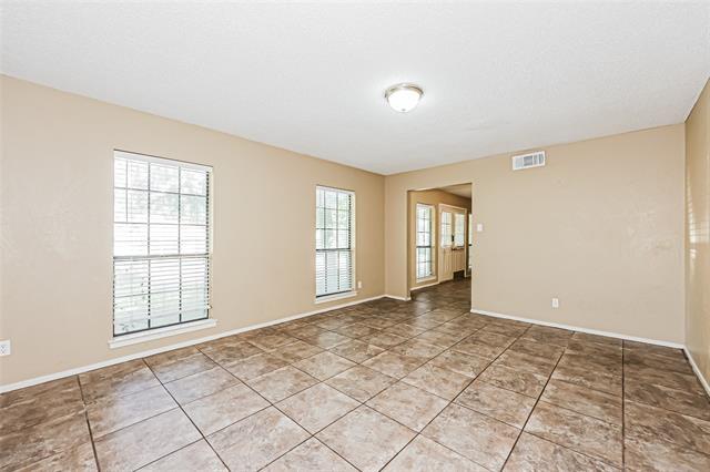 Building Photo - 4616 Rockland Dr