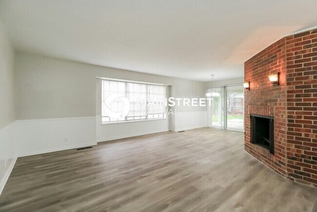 Building Photo - 3 Bedroom Pet-Friendly Home in OKLAHOMA CI...