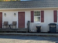 Building Photo - 277 Lakeview Dr