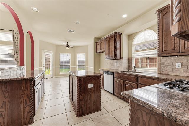 Building Photo - 720 Paint Creek Rd