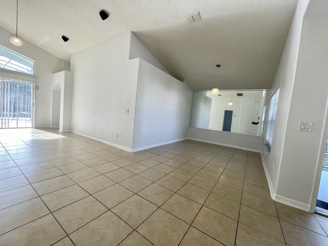 Building Photo - 4718 Prairie Point Blvd