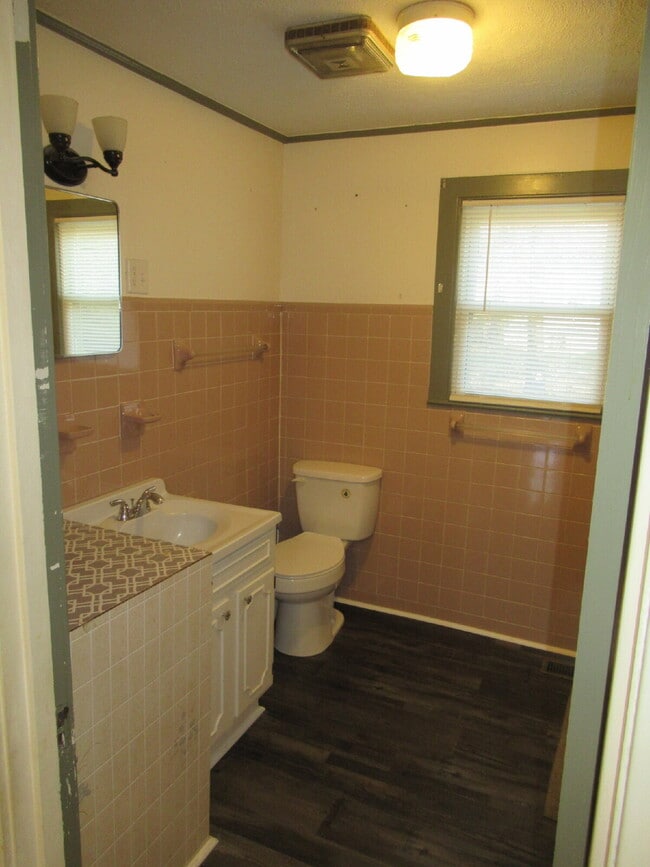 Building Photo - Home for Rent In Lincolnton