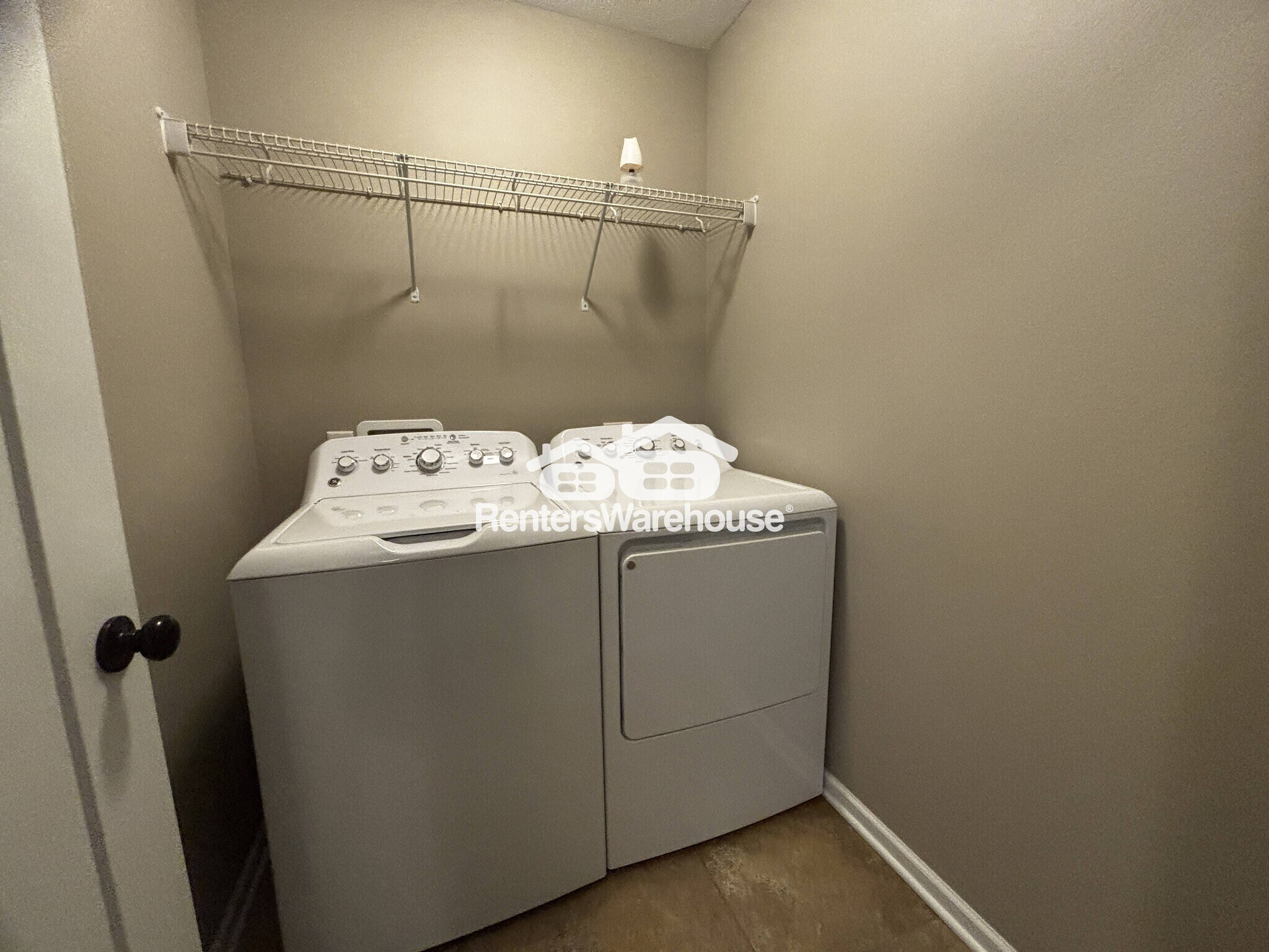 Building Photo - 20 NE Badger Ln