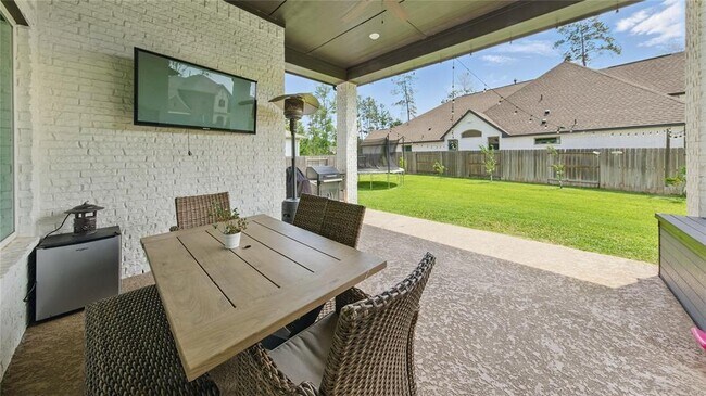 Building Photo - 2807 Kingly Pne Trl