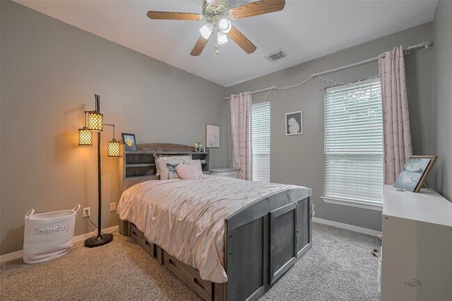 Building Photo - 9072 Grand Lake Estates Dr