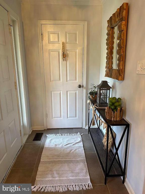 Building Photo - 6035 Crown Royal Cir