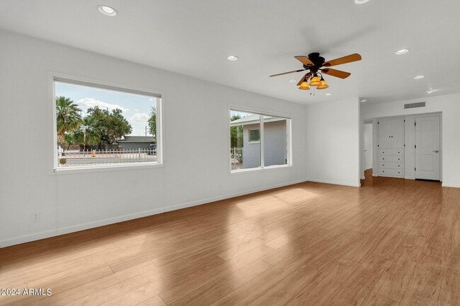 Building Photo - 3660 N 52nd St