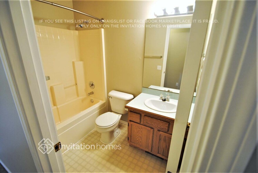 Building Photo - 7608 69th St NE
