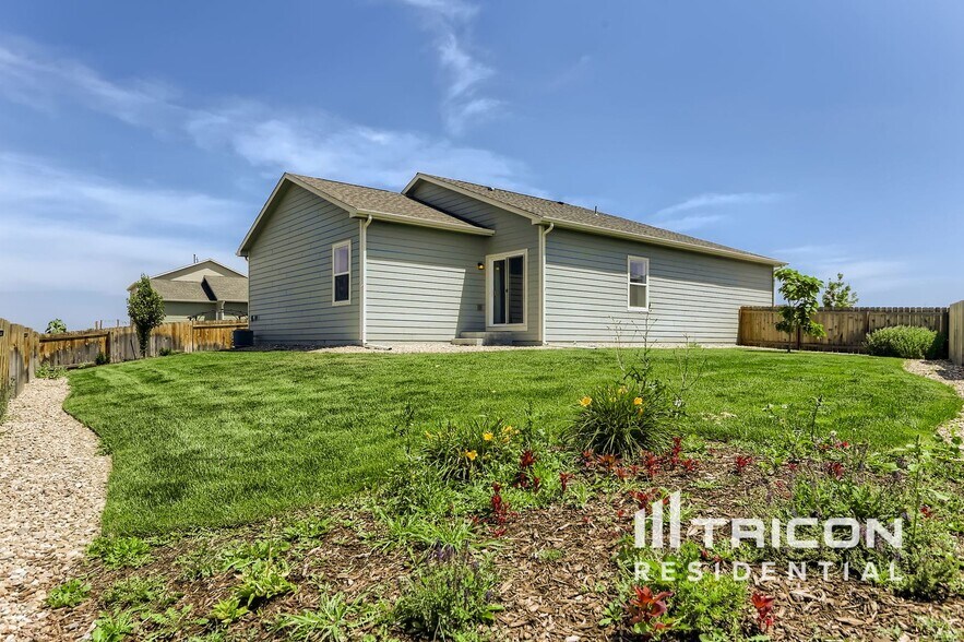 Building Photo - 7115 Shavano Cir