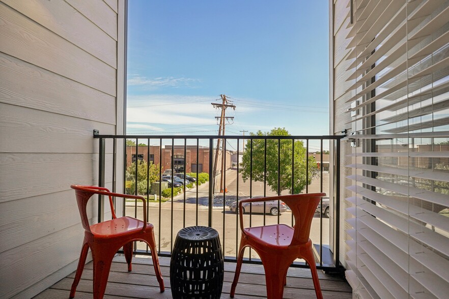 Private Patios to enjoy - 3600 S Inca St