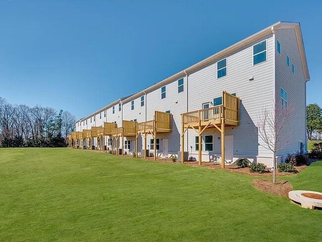 Building Photo - 3190 Eastham Run Dr