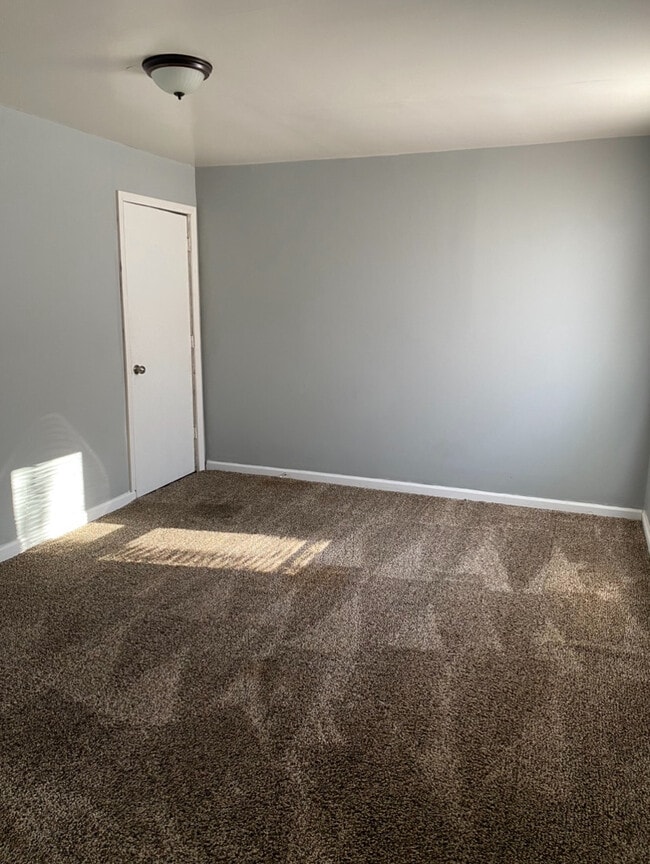 Building Photo - 316 N 22nd St