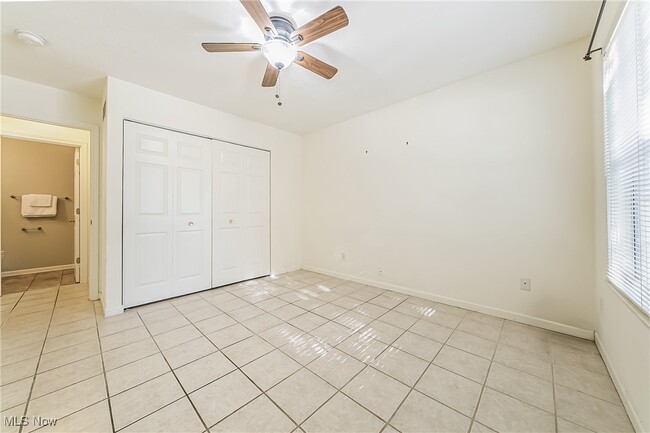 Building Photo - 751 Heath Ln