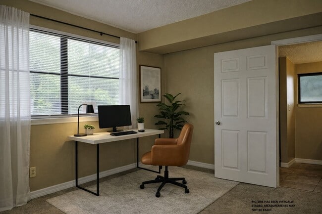 Building Photo - Beautiful 3bd 2bth Home with patio and large back yard available now! Great Location! Landscaping...