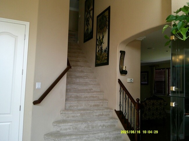 Building Photo - 5002 S Ridgefield Way