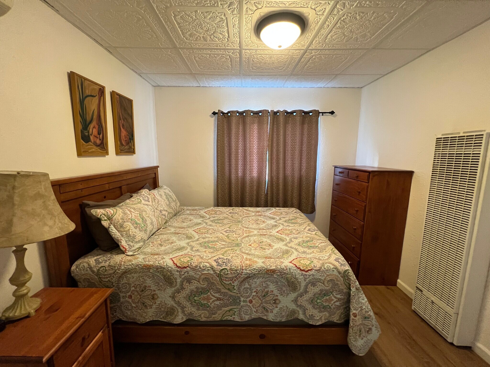 Building Photo - 1001 6th Ave N