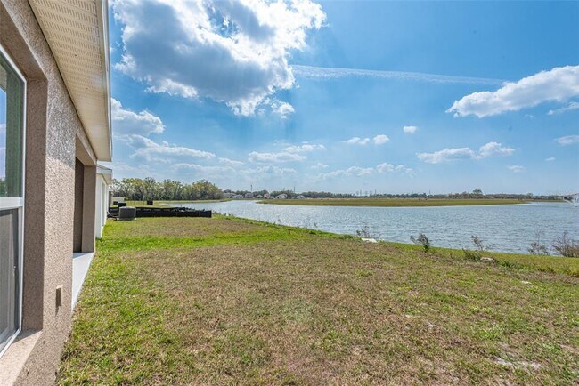 Building Photo - 10239 Charlotte Dr.