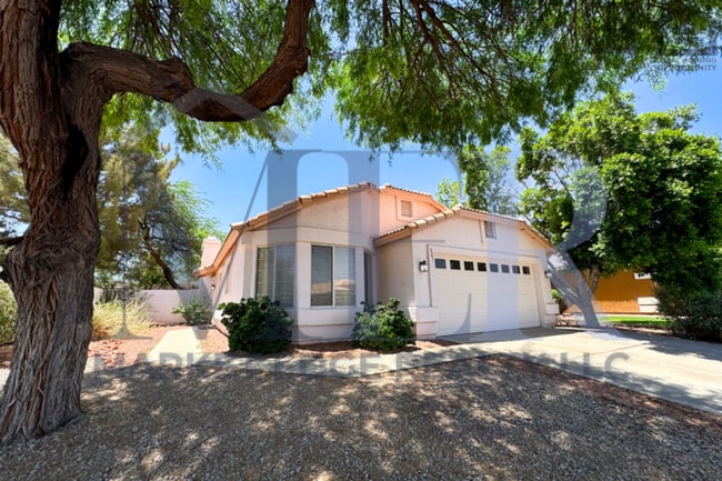 Building Photo - 3Bed/2Bath House at 51st Ave/Loop 101! $199 MOVE-IN SPECIAL! Ready for Immediate Move-In!