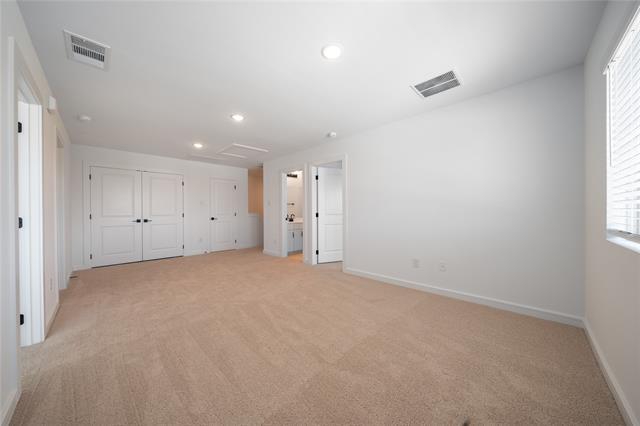 Building Photo - 2217 Maple Cir