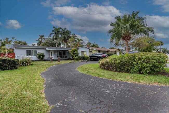 Building Photo - 1510 Hayes St