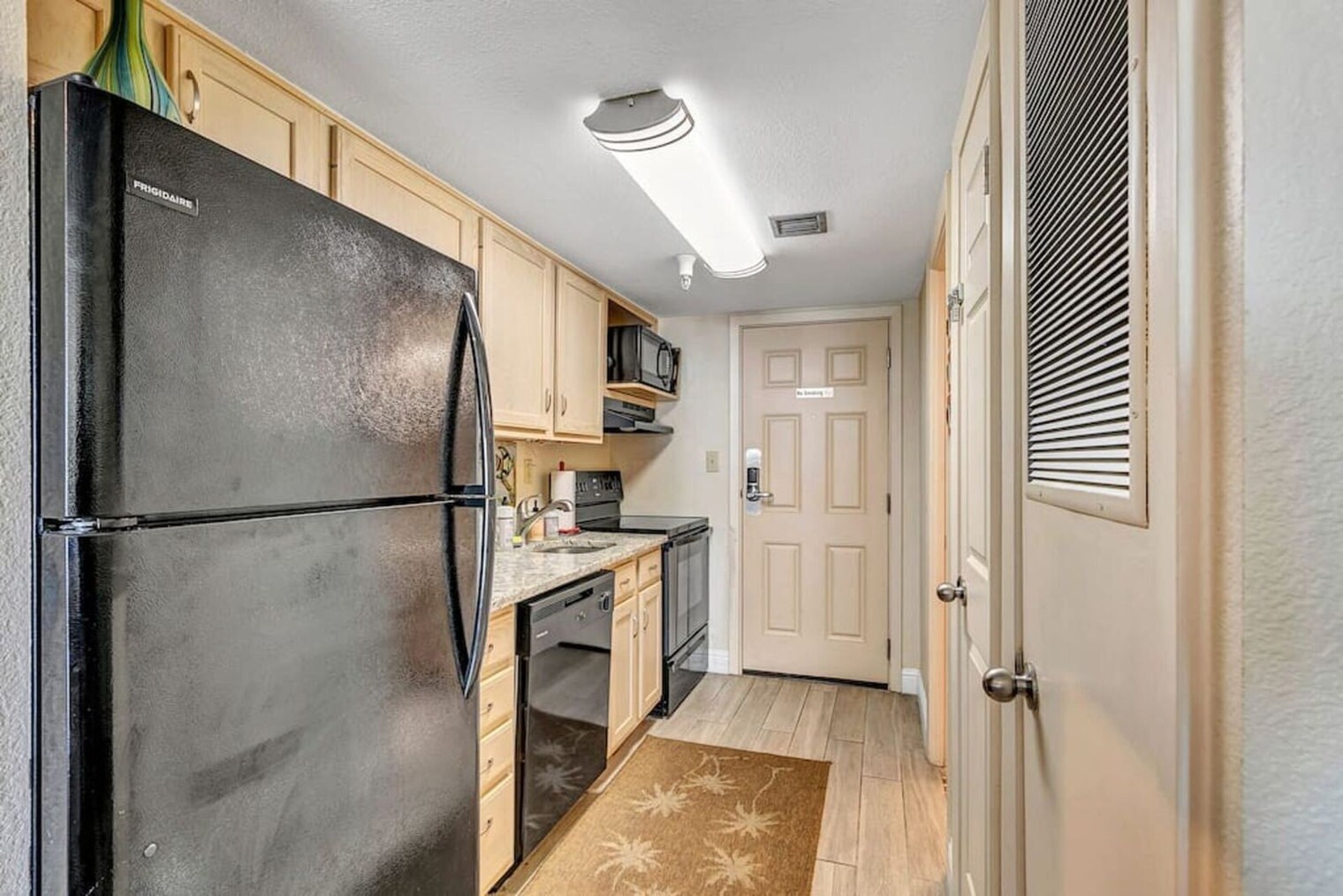 Building Photo - 769 Sundial Ct