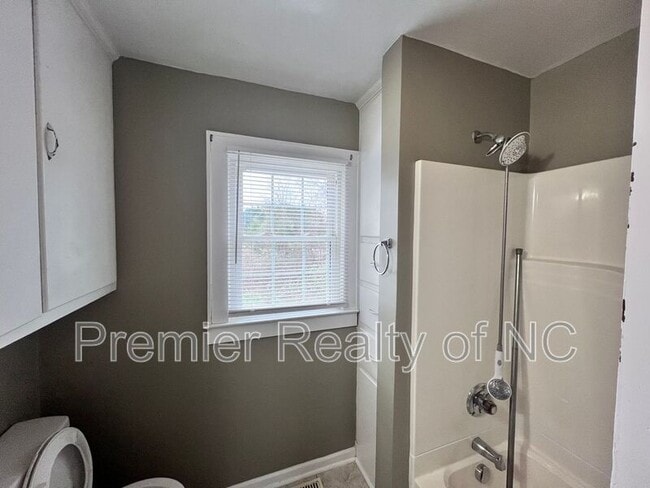 Building Photo - 3750 U.S. Hwy 158 W