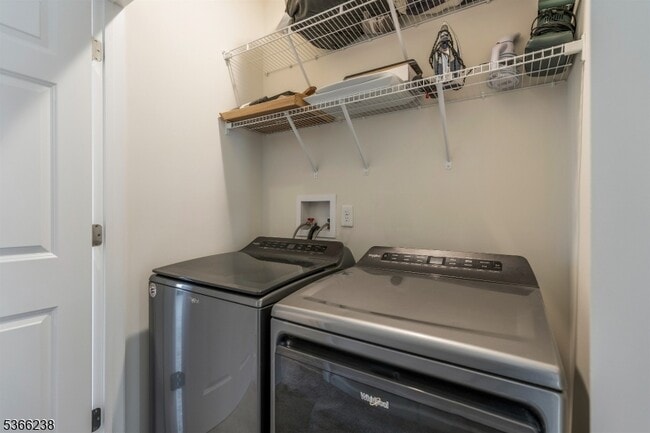 Building Photo - 17 Gala Ct
