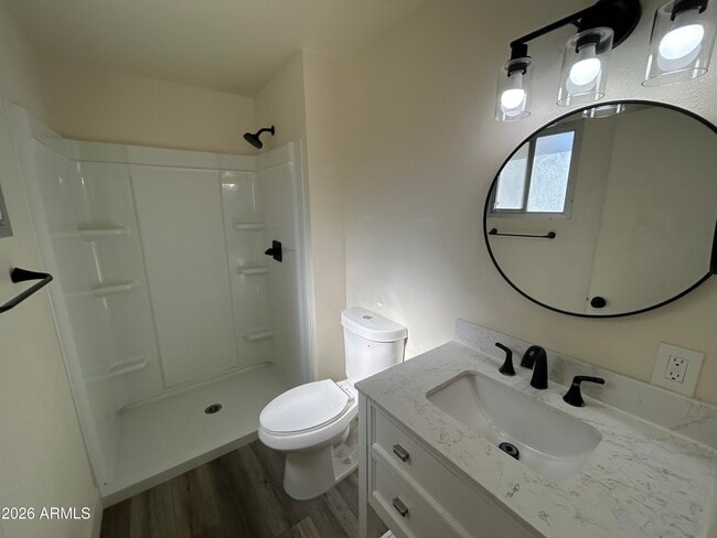 Building Photo - 1817 W Wood Dr