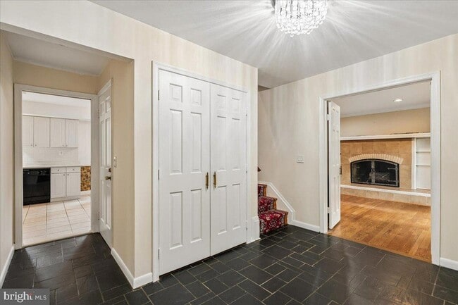 Building Photo - 11119 Lamplighter Ln