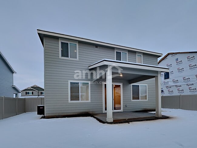 Building Photo - 1053 Woodsome Ave