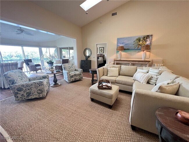 Building Photo - 26891 Wedgewood Dr