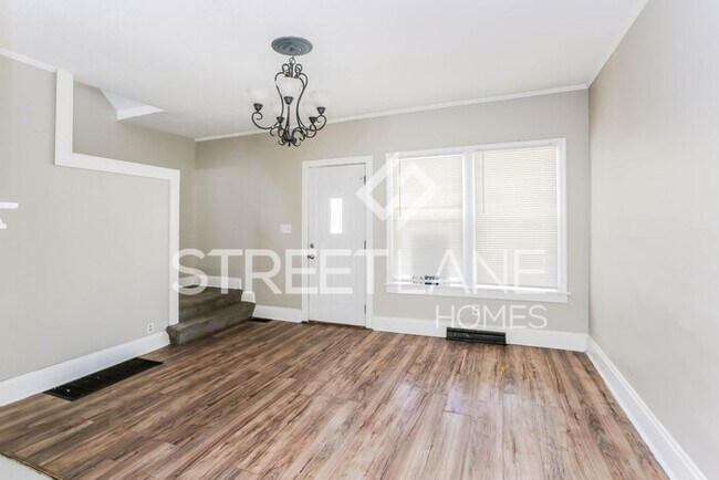 Building Photo - Charming 2 Bedroom in Columbus!