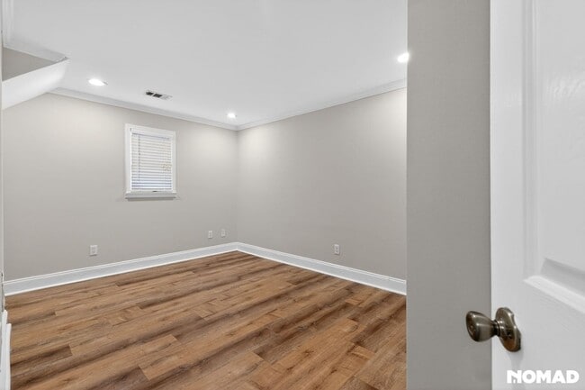 Building Photo - 75 E Wesley Rd NE