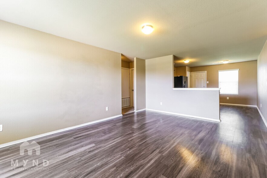 Building Photo - 12405 Solandra Cir