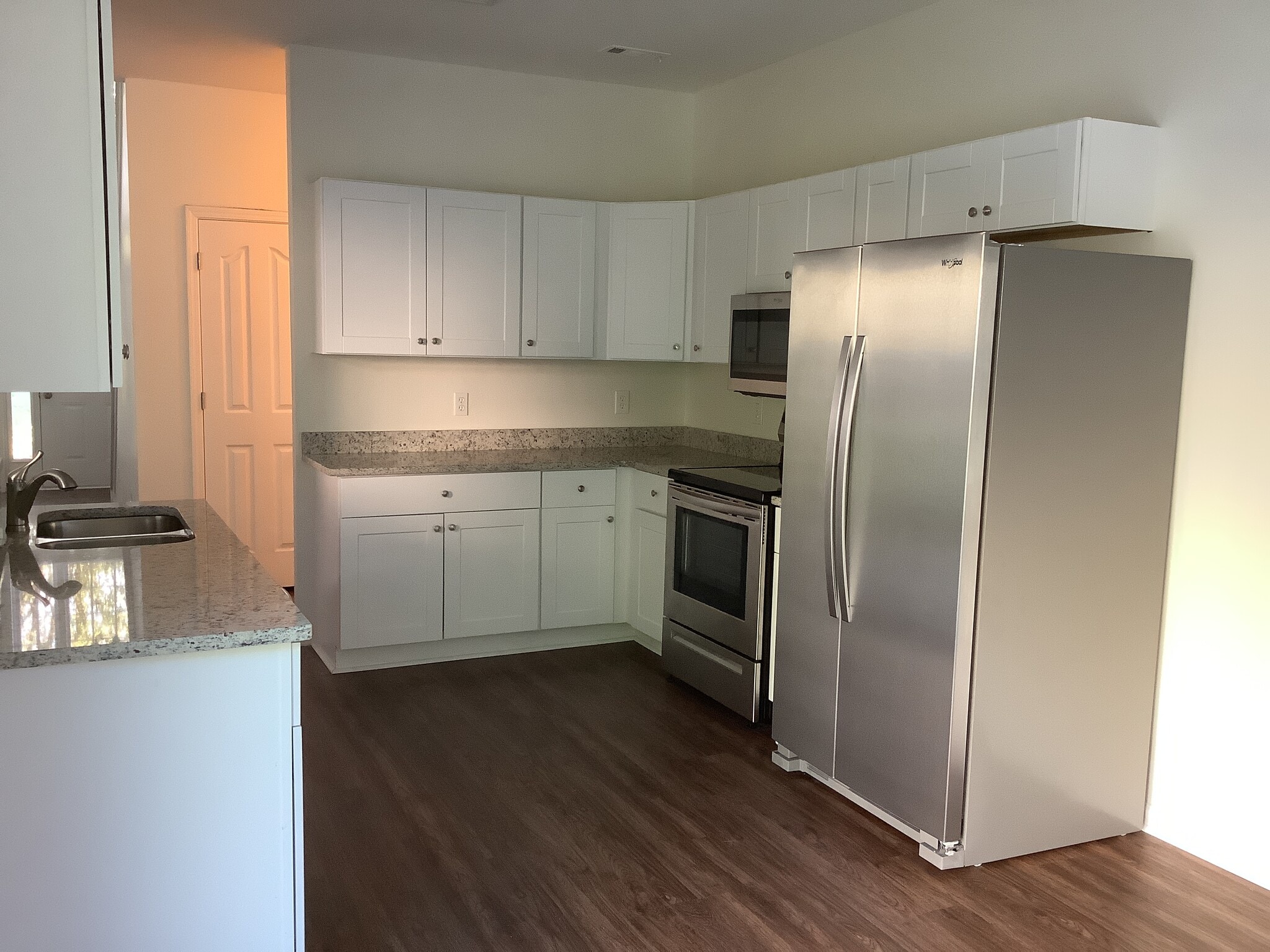 Building Photo - 3749 Sipes Ln