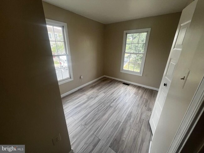Building Photo - 7301 Rokeby Dr