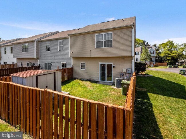 Building Photo - 11011 Coreys Way