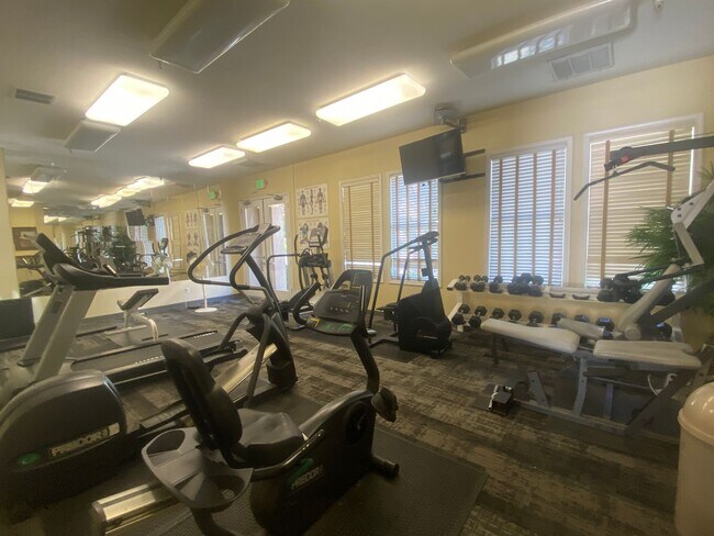 Building Photo - Dublin Ranch Villages,  Tri Level Townhome 2 Bed (both primary suites)  2.5 Ba., Clubhouse Pool, ...