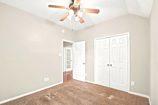 Building Photo - 24815 Corbin Gate Dr