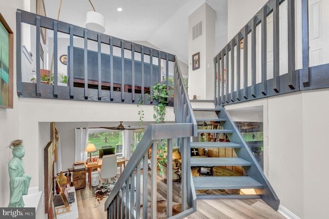 Building Photo - 4013 Carousel Way