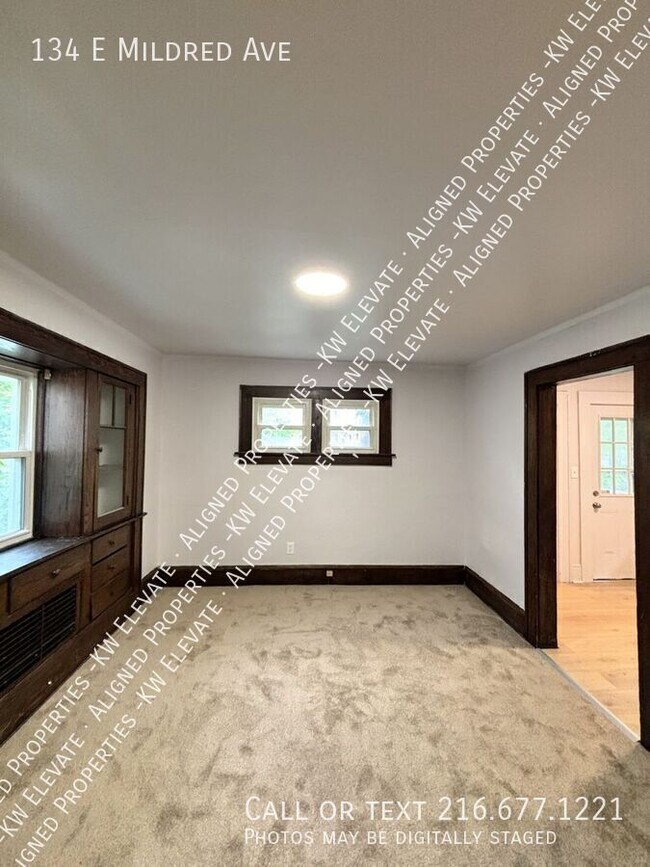 Building Photo - 134 E Mildred Ave
