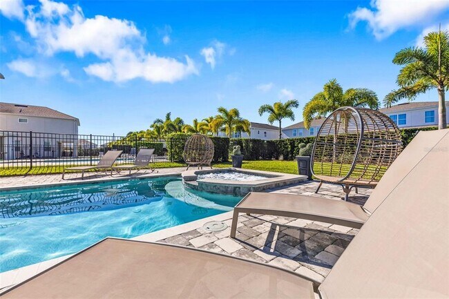 Building Photo - 389 Southfield St