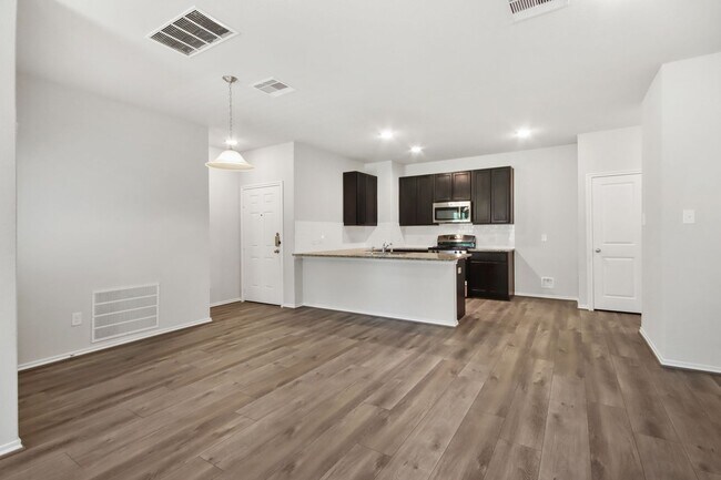 Building Photo - 1415 Acorn Mdw St