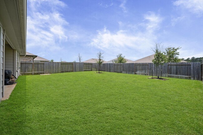 Building Photo - 3617 Crimson Embers Ln