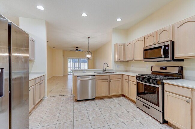 Building Photo - 19332 Everton Pl