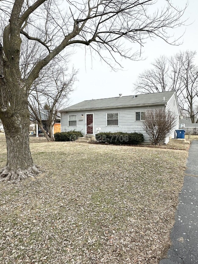 Building Photo - 12154 Parkwood Pl