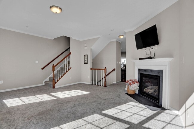 Building Photo - 115 Tanglewood Manor Dr