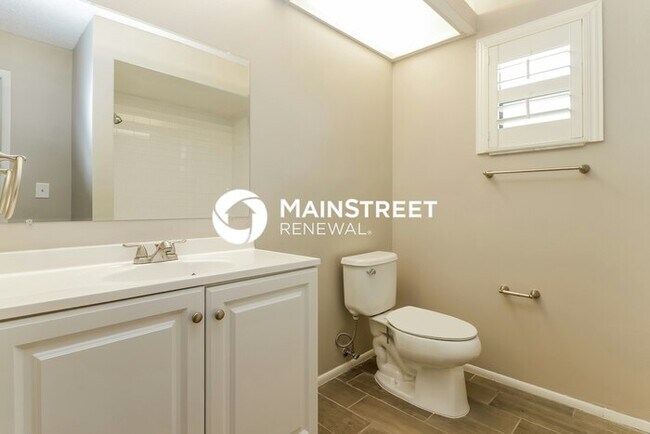 Building Photo - 3 Bedroom Pet-Friendly Home in Sarasota, F...