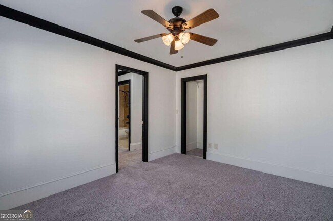 Building Photo - 2767 Durham Dr NE